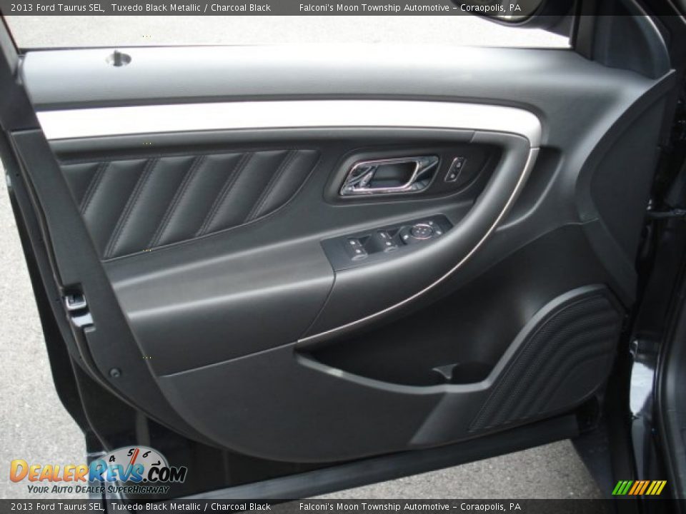 2013 Ford Taurus SEL Tuxedo Black Metallic / Charcoal Black Photo #12