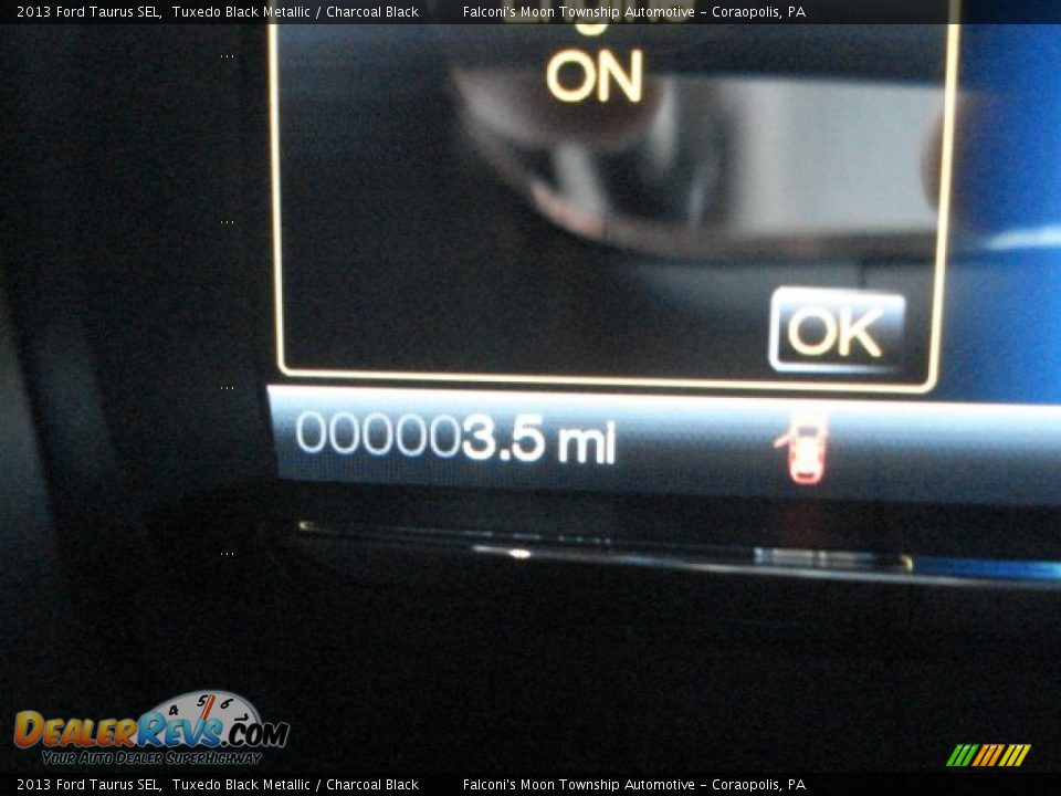 2013 Ford Taurus SEL Tuxedo Black Metallic / Charcoal Black Photo #17