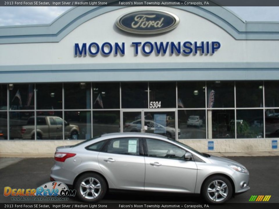 2013 Ford Focus SE Sedan Ingot Silver / Medium Light Stone Photo #1