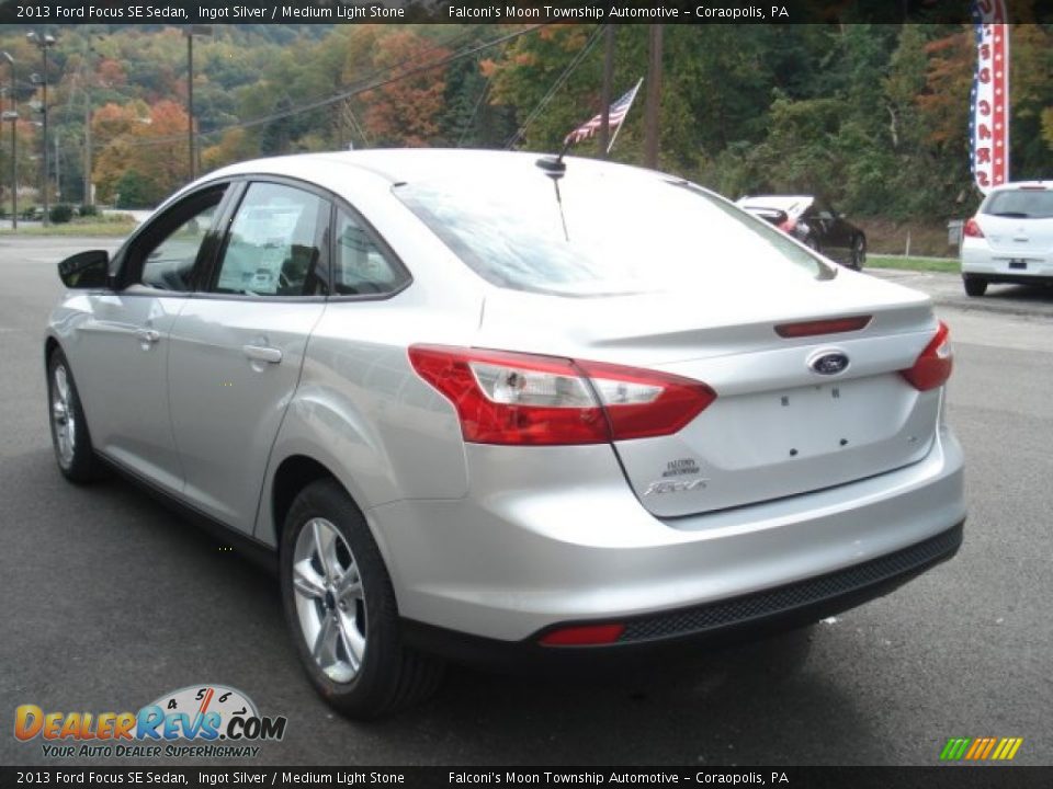 2013 Ford Focus SE Sedan Ingot Silver / Medium Light Stone Photo #6