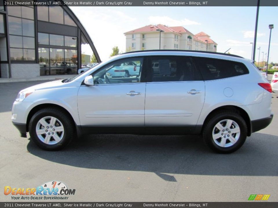 2011 Chevrolet Traverse LT AWD Silver Ice Metallic / Dark Gray/Light Gray Photo #2