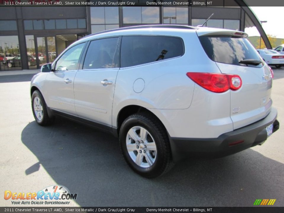 2011 Chevrolet Traverse LT AWD Silver Ice Metallic / Dark Gray/Light Gray Photo #3