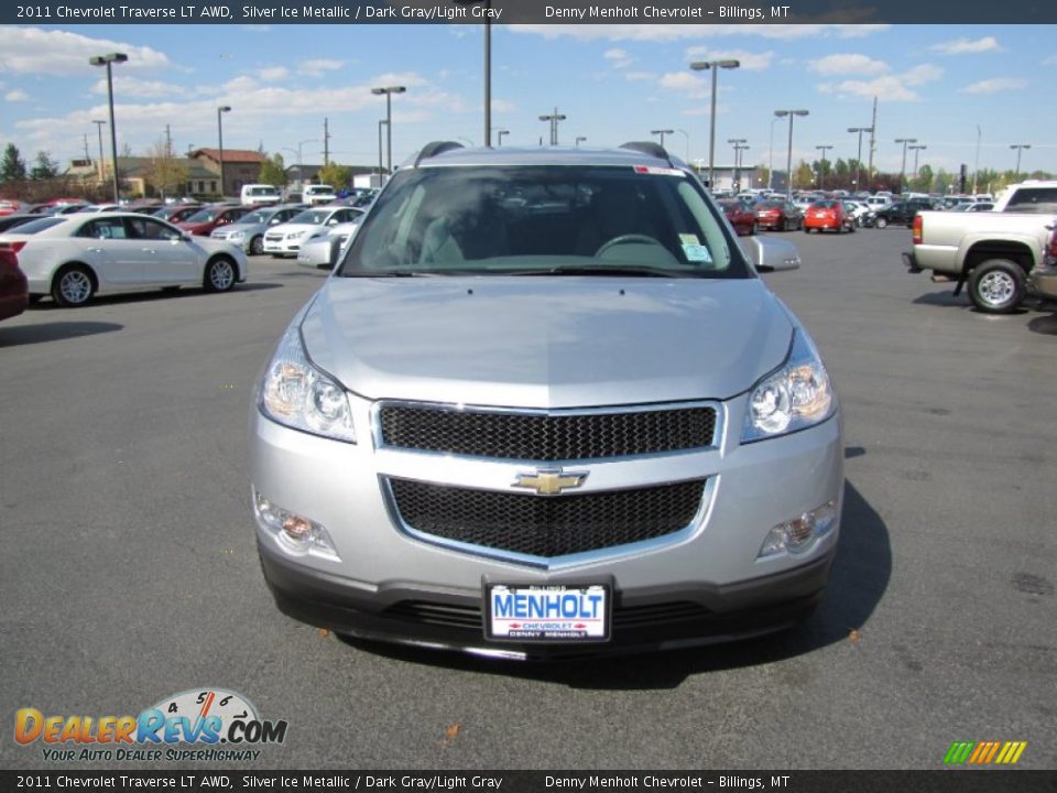 2011 Chevrolet Traverse LT AWD Silver Ice Metallic / Dark Gray/Light Gray Photo #8