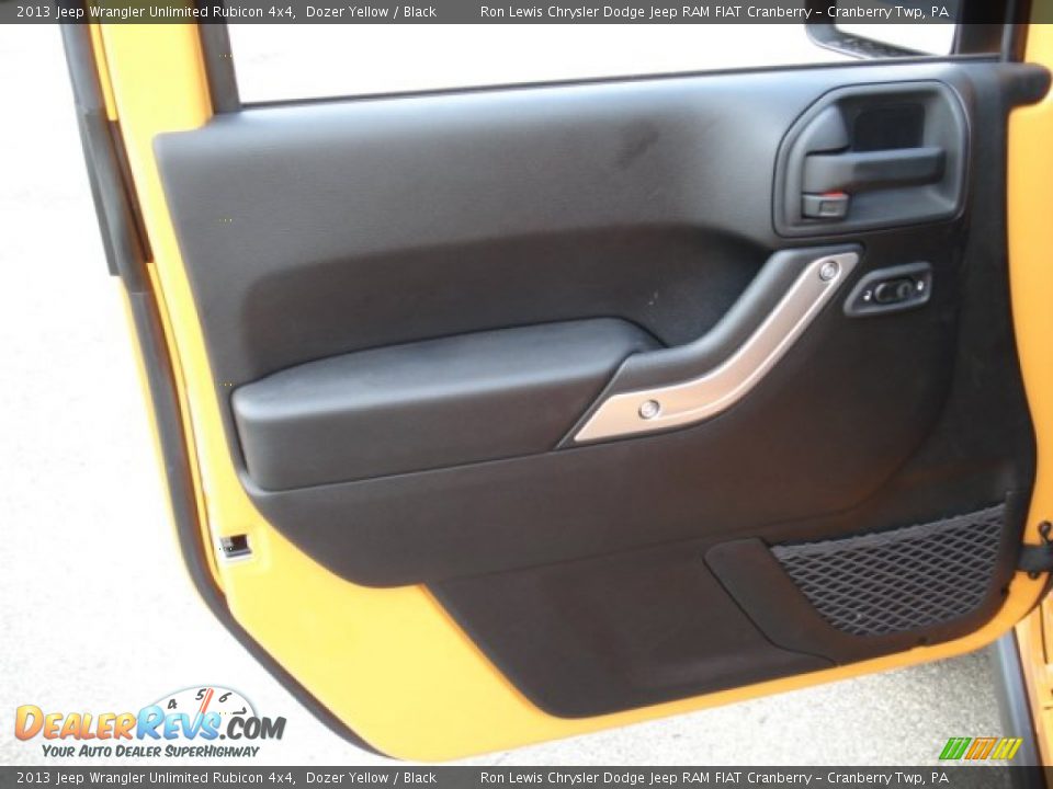 Door Panel of 2013 Jeep Wrangler Unlimited Rubicon 4x4 Photo #12