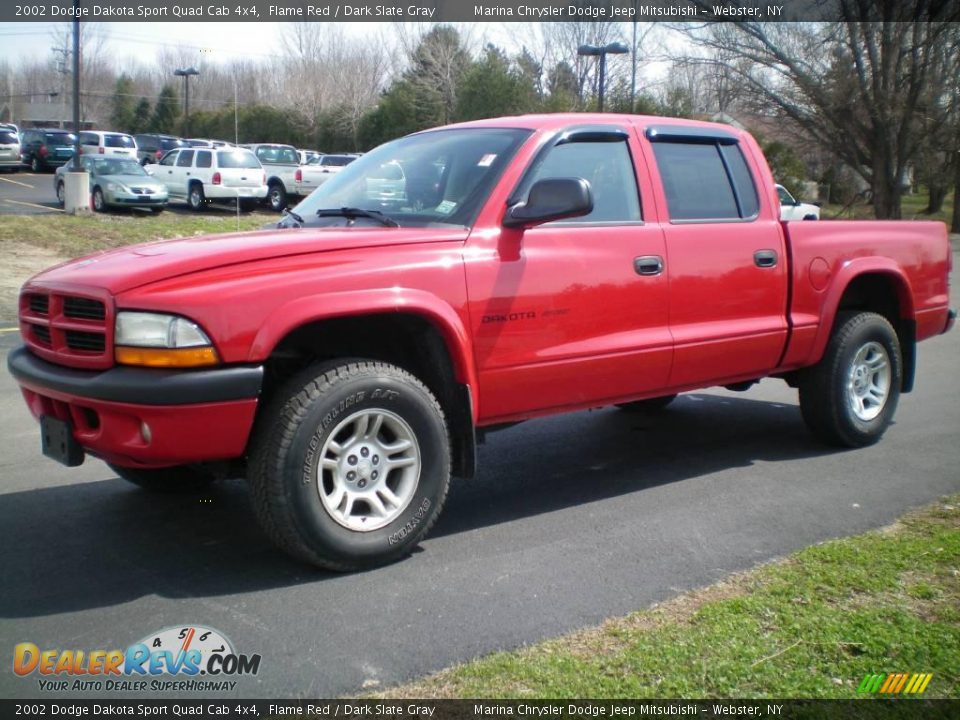 2002 Dodge Dakota Sport Quad Cab 4x4 Flame Red / Dark Slate Gray Photo #1