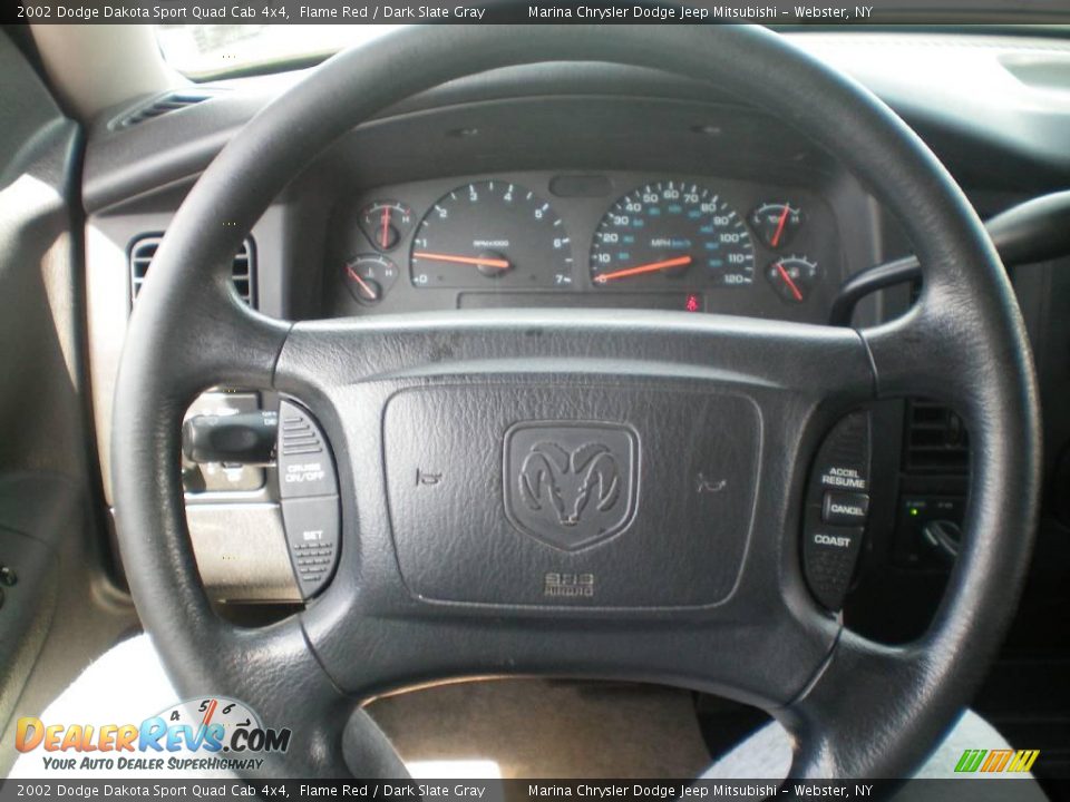 2002 Dodge Dakota Sport Quad Cab 4x4 Flame Red / Dark Slate Gray Photo #2