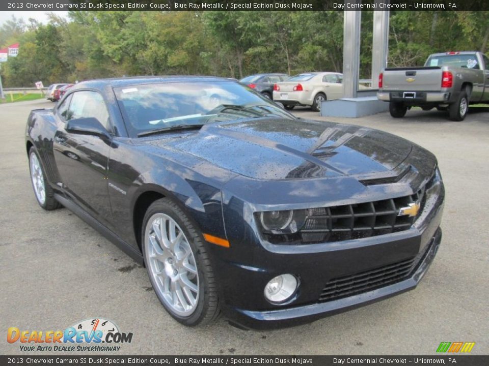 Front 3/4 View of 2013 Chevrolet Camaro SS Dusk Special Edition Coupe Photo #8