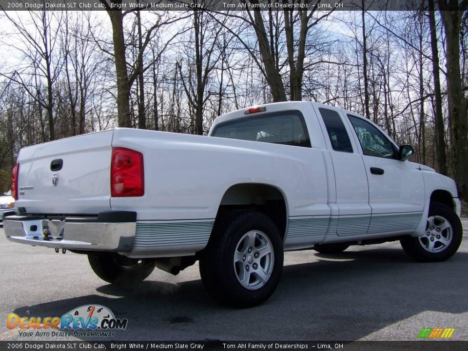 2006 Dodge Dakota SLT Club Cab Bright White / Medium Slate Gray Photo #4