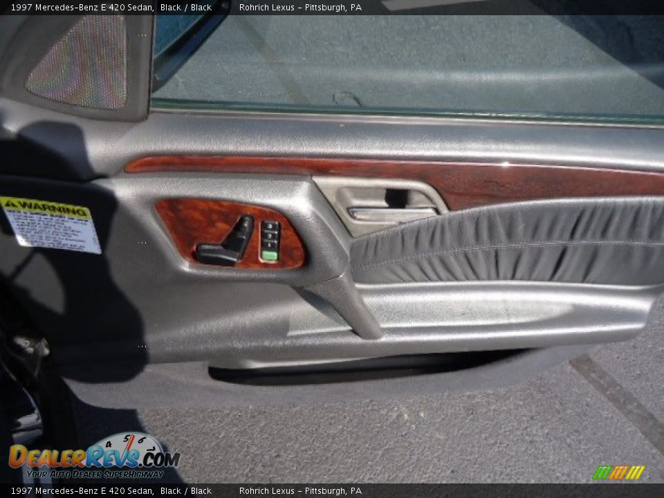 1997 Mercedes-Benz E 420 Sedan Black / Black Photo #13