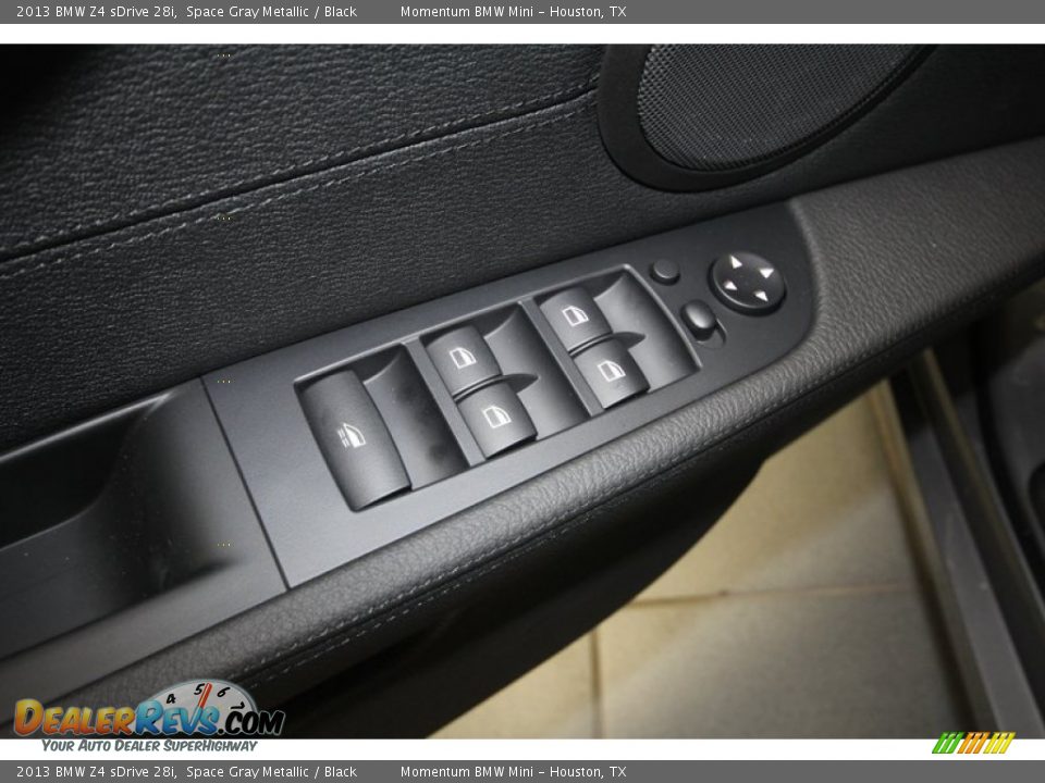 Controls of 2013 BMW Z4 sDrive 28i Photo #15