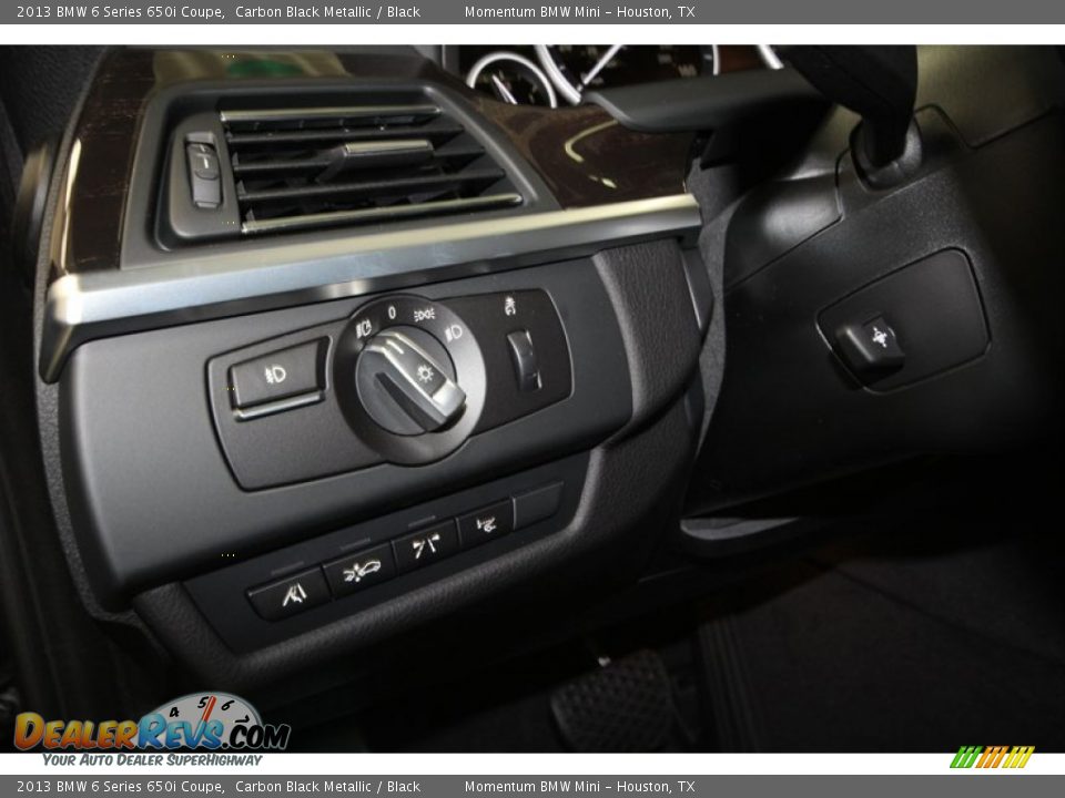 Controls of 2013 BMW 6 Series 650i Coupe Photo #24