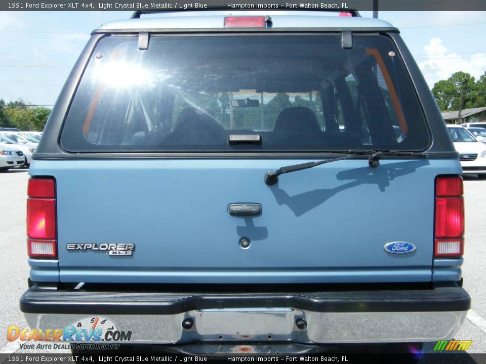 1991 Ford Explorer XLT 4x4 Light Crystal Blue Metallic / Light Blue Photo #11