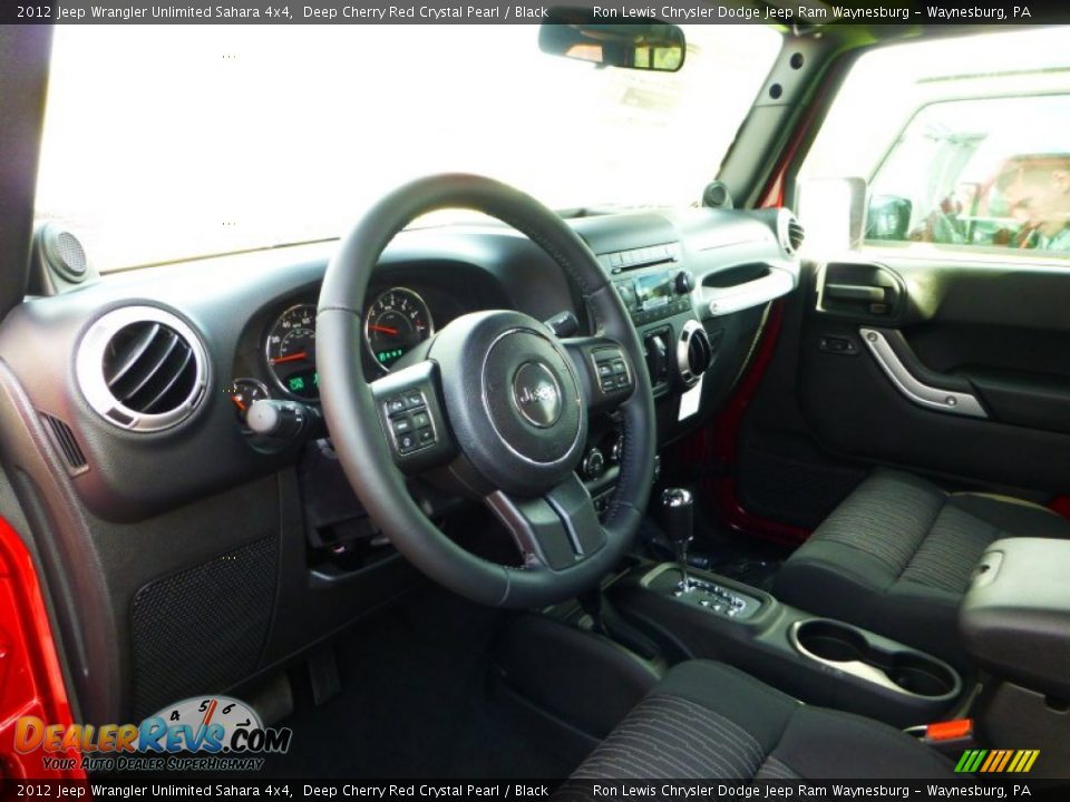 2012 Jeep Wrangler Unlimited Sahara 4x4 Deep Cherry Red Crystal Pearl / Black Photo #15