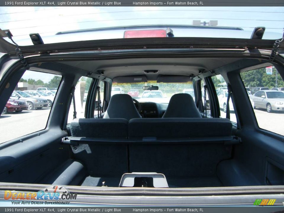 1991 Ford Explorer XLT 4x4 Light Crystal Blue Metallic / Light Blue Photo #27