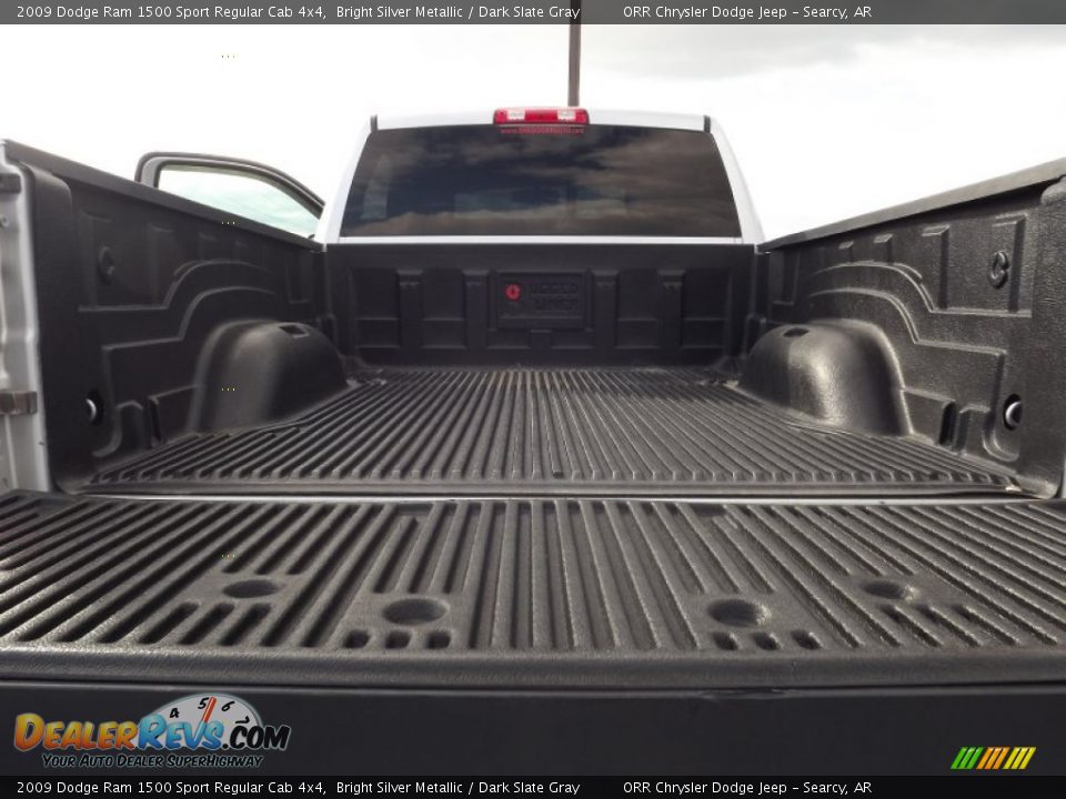 2009 Dodge Ram 1500 Sport Regular Cab 4x4 Bright Silver Metallic / Dark Slate Gray Photo #14