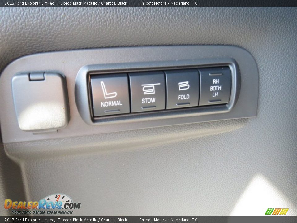2013 Ford Explorer Limited Tuxedo Black Metallic / Charcoal Black Photo #19