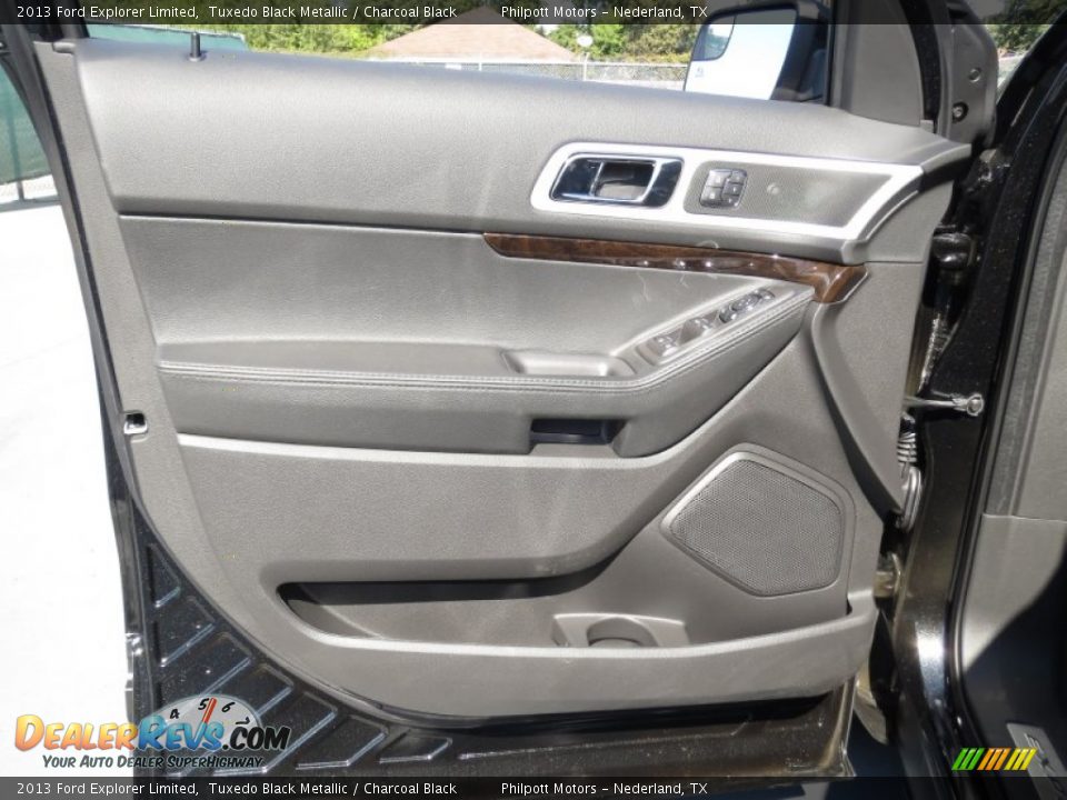 2013 Ford Explorer Limited Tuxedo Black Metallic / Charcoal Black Photo #25
