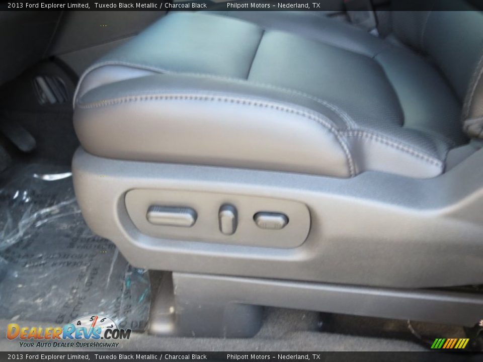 2013 Ford Explorer Limited Tuxedo Black Metallic / Charcoal Black Photo #27