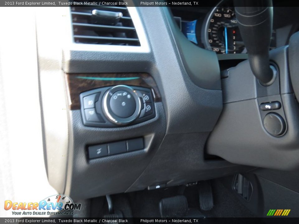 2013 Ford Explorer Limited Tuxedo Black Metallic / Charcoal Black Photo #36