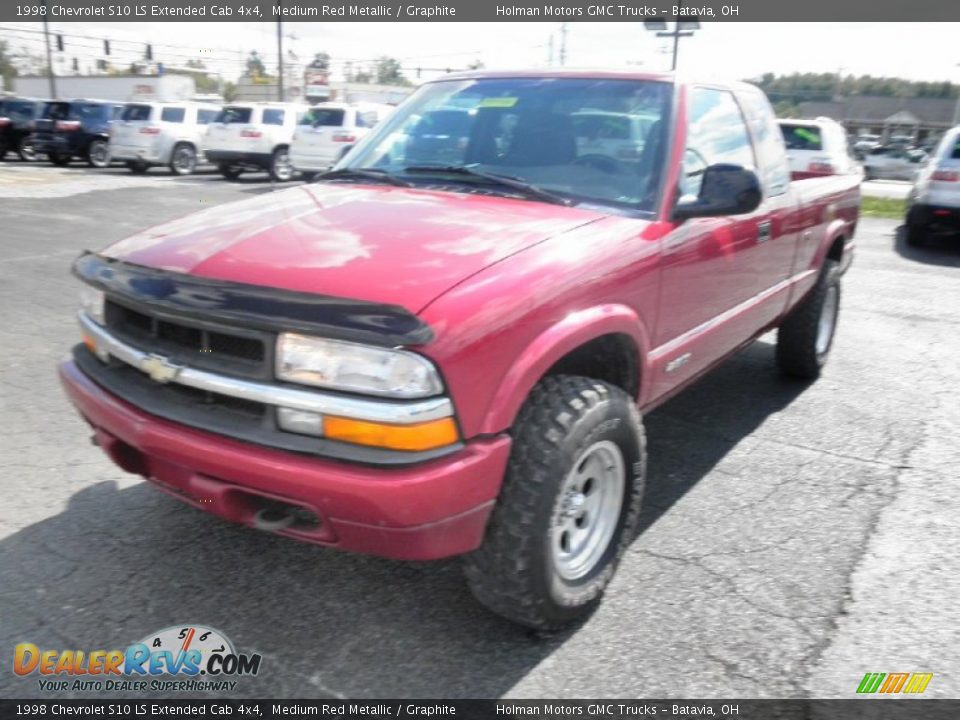 1998 Chevrolet S10 LS Extended Cab 4x4 Medium Red Metallic / Graphite Photo #3