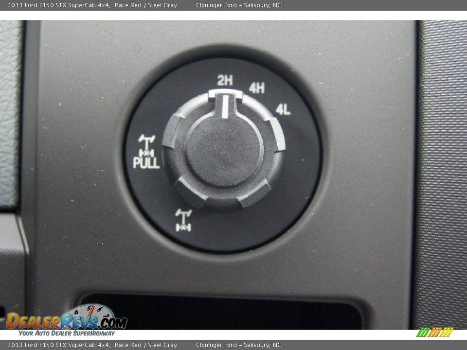 Controls of 2013 Ford F150 STX SuperCab 4x4 Photo #30