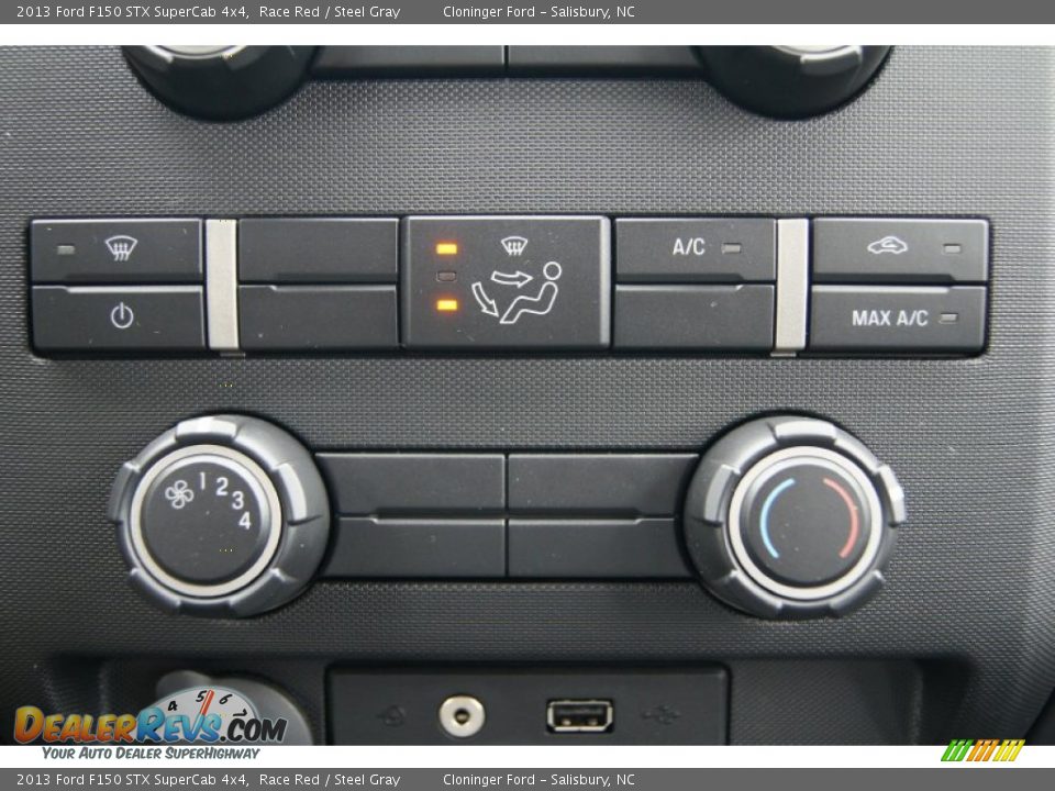 Controls of 2013 Ford F150 STX SuperCab 4x4 Photo #33