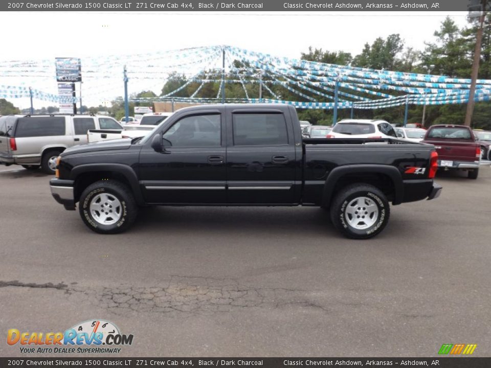 2007 Chevrolet Silverado 1500 Classic LT  Z71 Crew Cab 4x4 Black / Dark Charcoal Photo #2