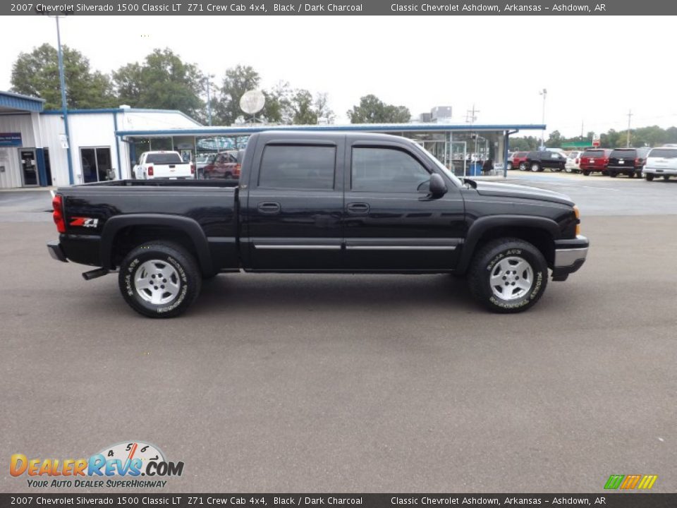 2007 Chevrolet Silverado 1500 Classic LT  Z71 Crew Cab 4x4 Black / Dark Charcoal Photo #6