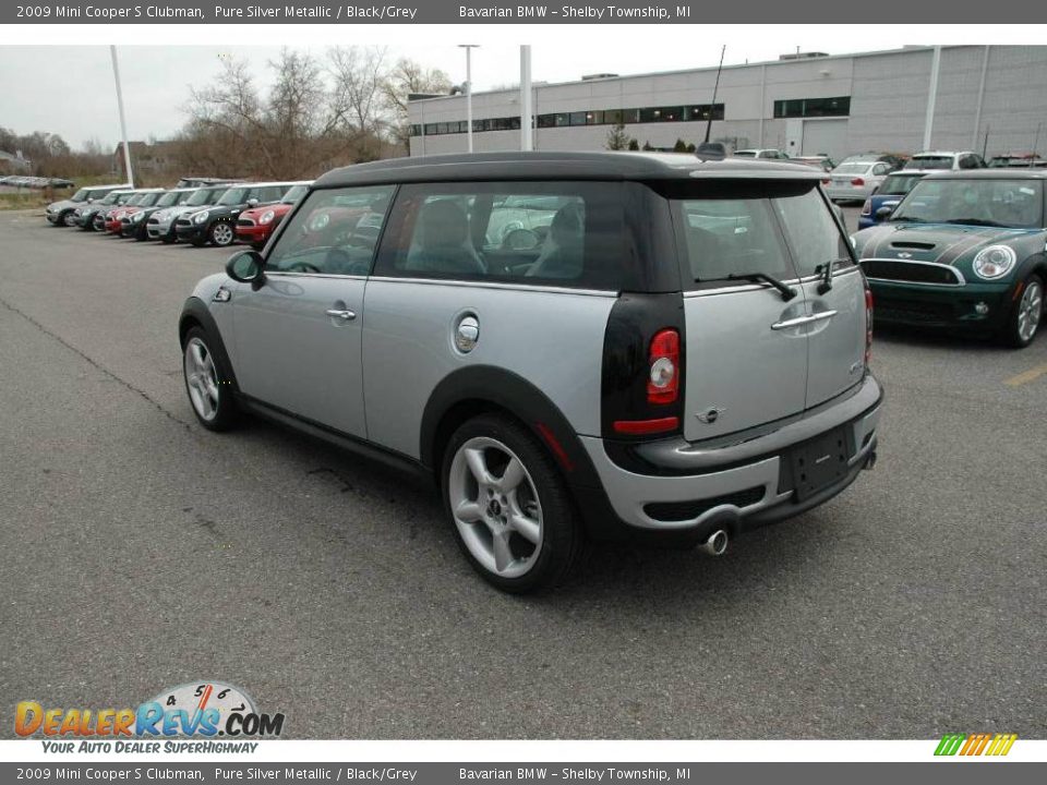 2009 Mini Cooper S Clubman Pure Silver Metallic / Black/Grey Photo #3