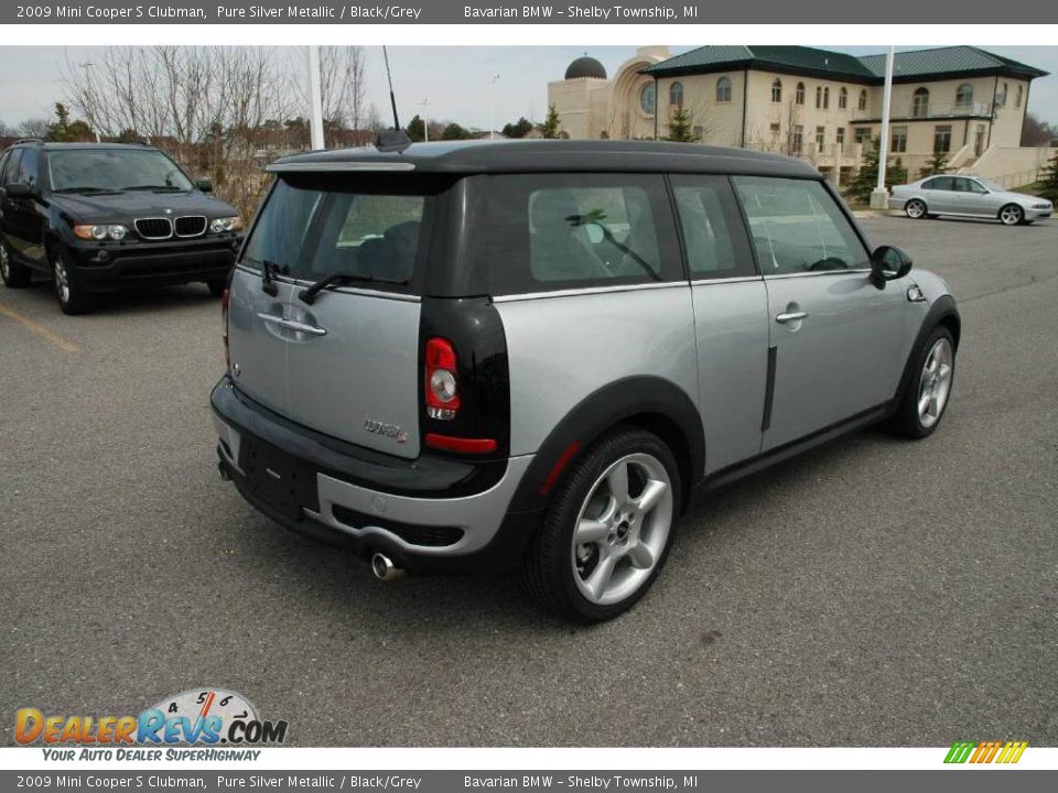 2009 Mini Cooper S Clubman Pure Silver Metallic / Black/Grey Photo #5