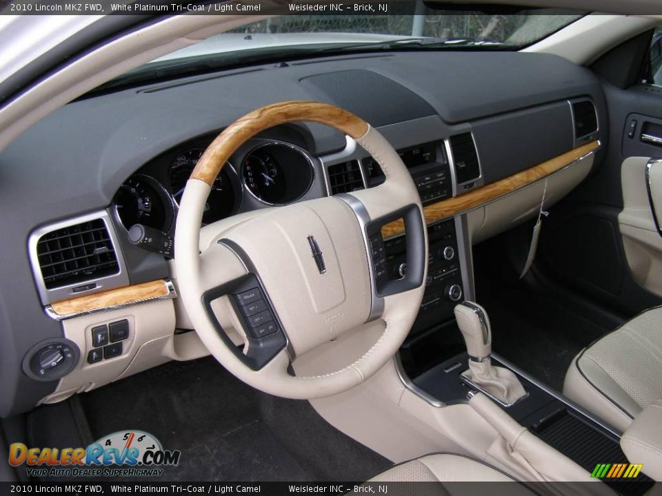 2010 Lincoln MKZ FWD White Platinum Tri-Coat / Light Camel Photo #6