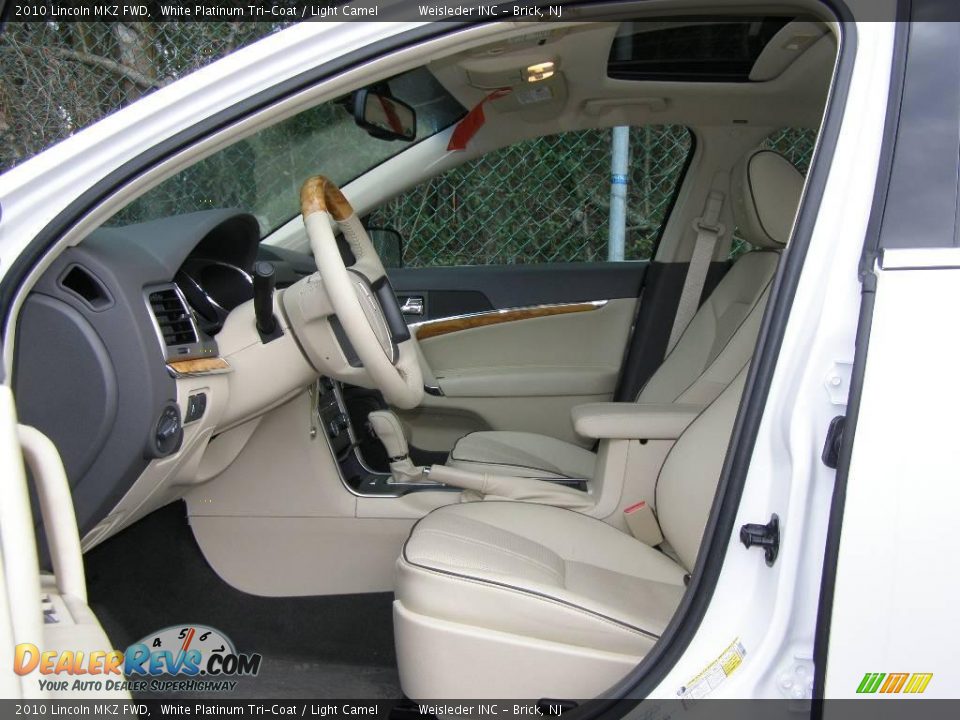 2010 Lincoln MKZ FWD White Platinum Tri-Coat / Light Camel Photo #7