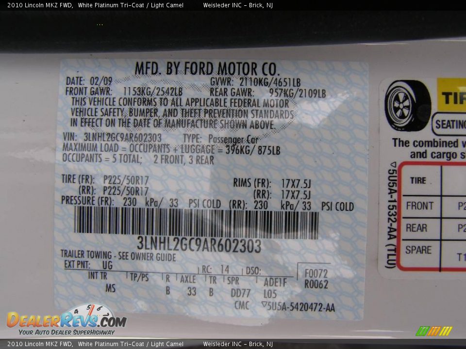 2010 Lincoln MKZ FWD White Platinum Tri-Coat / Light Camel Photo #10