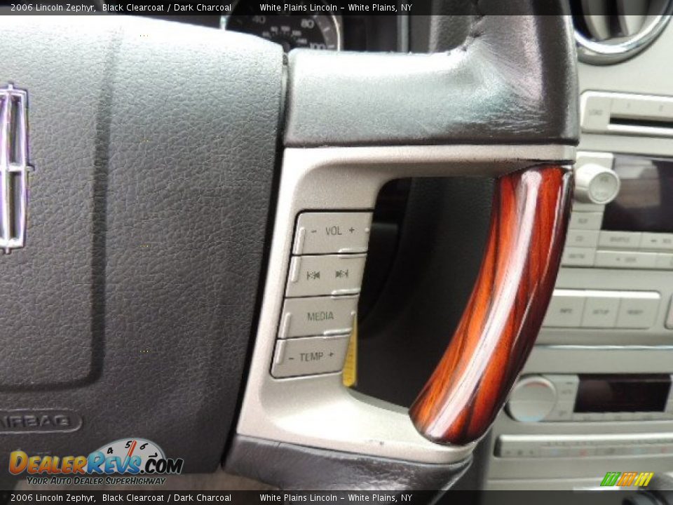 2006 Lincoln Zephyr Black Clearcoat / Dark Charcoal Photo #23