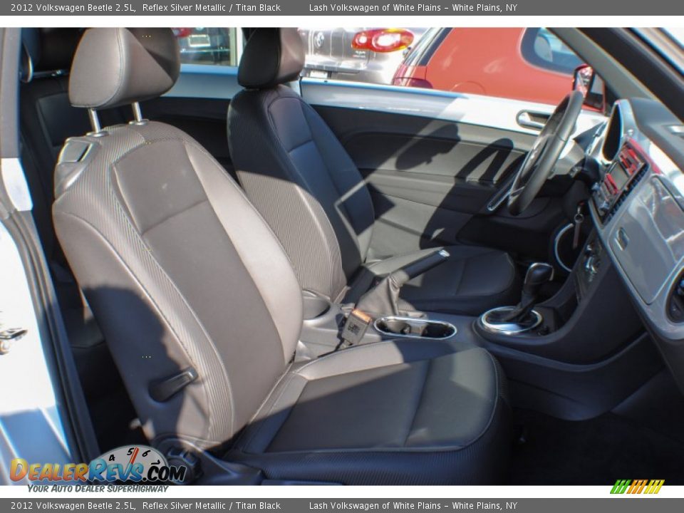 2012 Volkswagen Beetle 2.5L Reflex Silver Metallic / Titan Black Photo #9