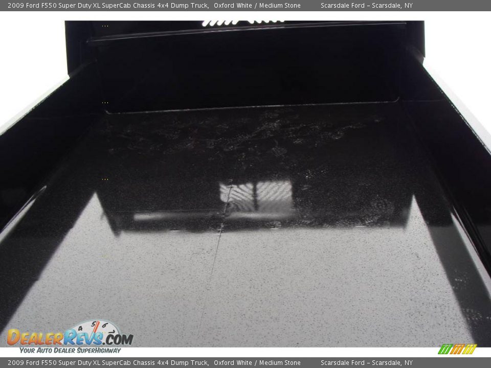 2009 Ford F550 Super Duty XL SuperCab Chassis 4x4 Dump Truck Oxford White / Medium Stone Photo #10