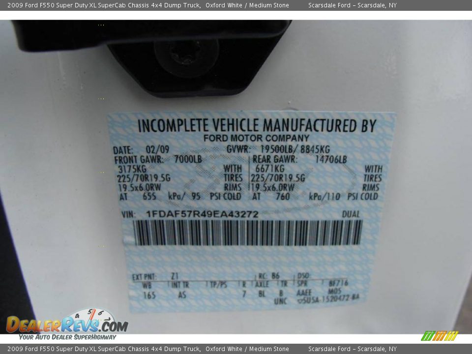 2009 Ford F550 Super Duty XL SuperCab Chassis 4x4 Dump Truck Oxford White / Medium Stone Photo #20