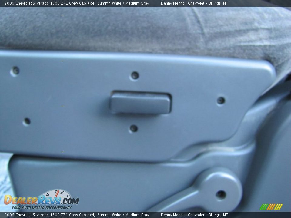2006 Chevrolet Silverado 1500 Z71 Crew Cab 4x4 Summit White / Medium Gray Photo #17