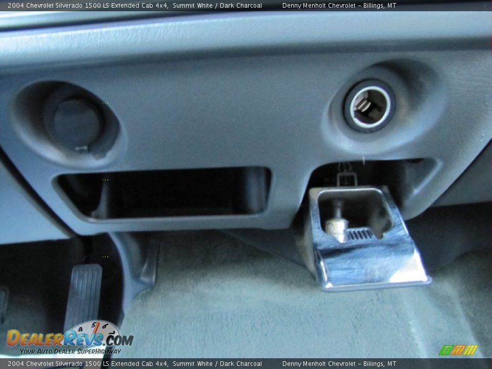 2004 Chevrolet Silverado 1500 LS Extended Cab 4x4 Summit White / Dark Charcoal Photo #20