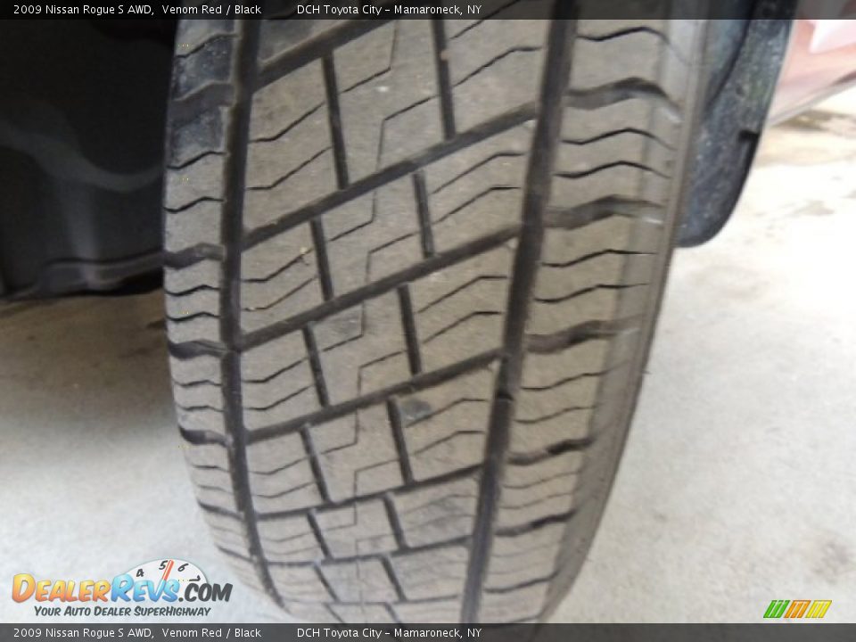 2009 Nissan Rogue S AWD Venom Red / Black Photo #2