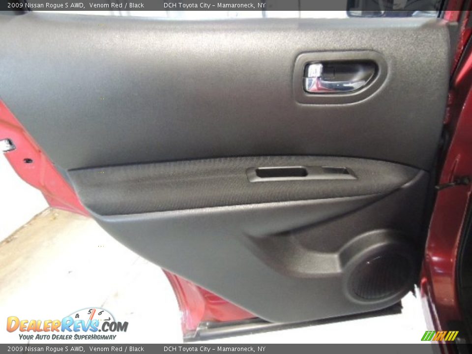 2009 Nissan Rogue S AWD Venom Red / Black Photo #24