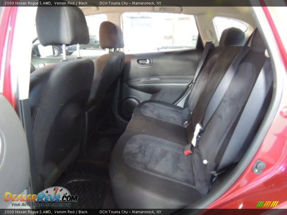 2009 Nissan Rogue S AWD Venom Red / Black Photo #25