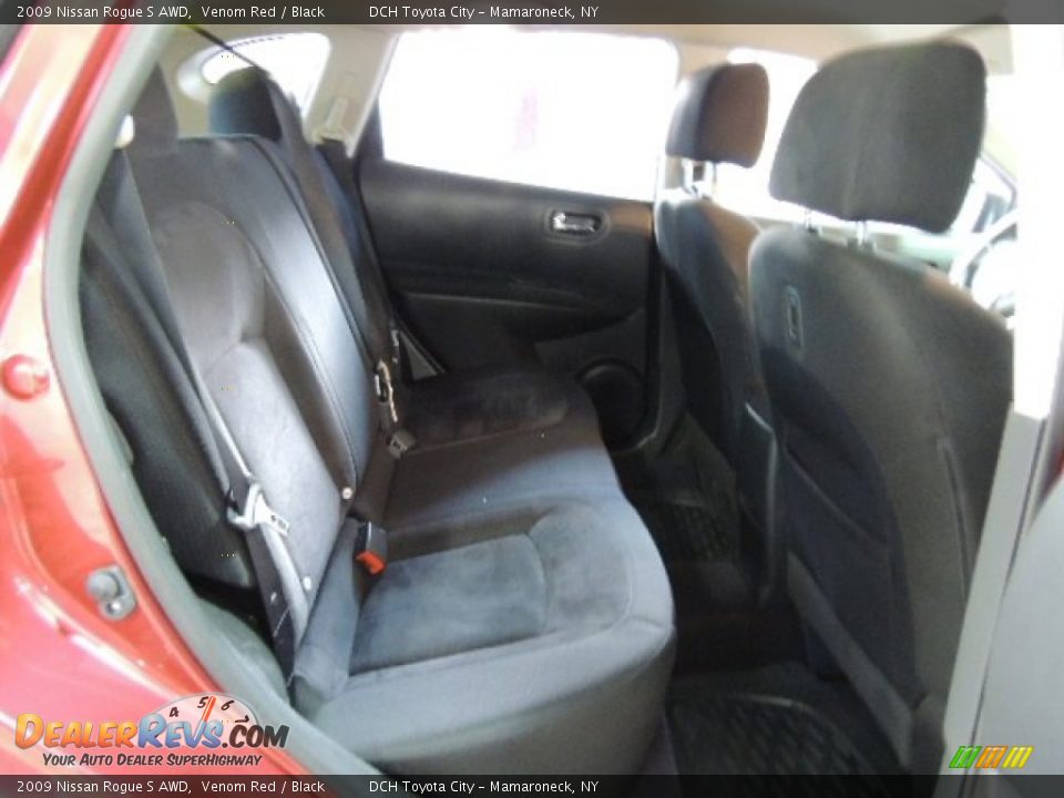 2009 Nissan Rogue S AWD Venom Red / Black Photo #26