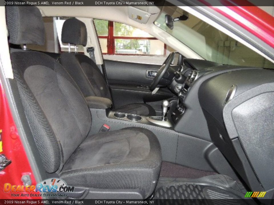 2009 Nissan Rogue S AWD Venom Red / Black Photo #28