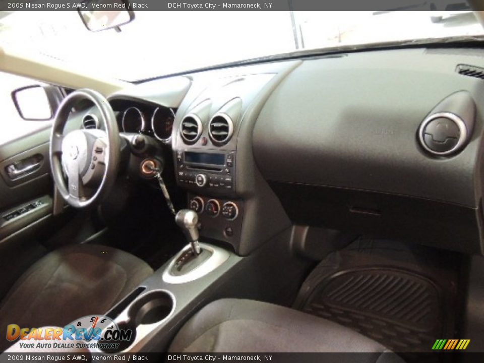2009 Nissan Rogue S AWD Venom Red / Black Photo #29