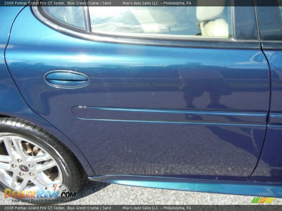 2006 Pontiac Grand Prix GT Sedan Blue Green Crystal / Sand Photo #35