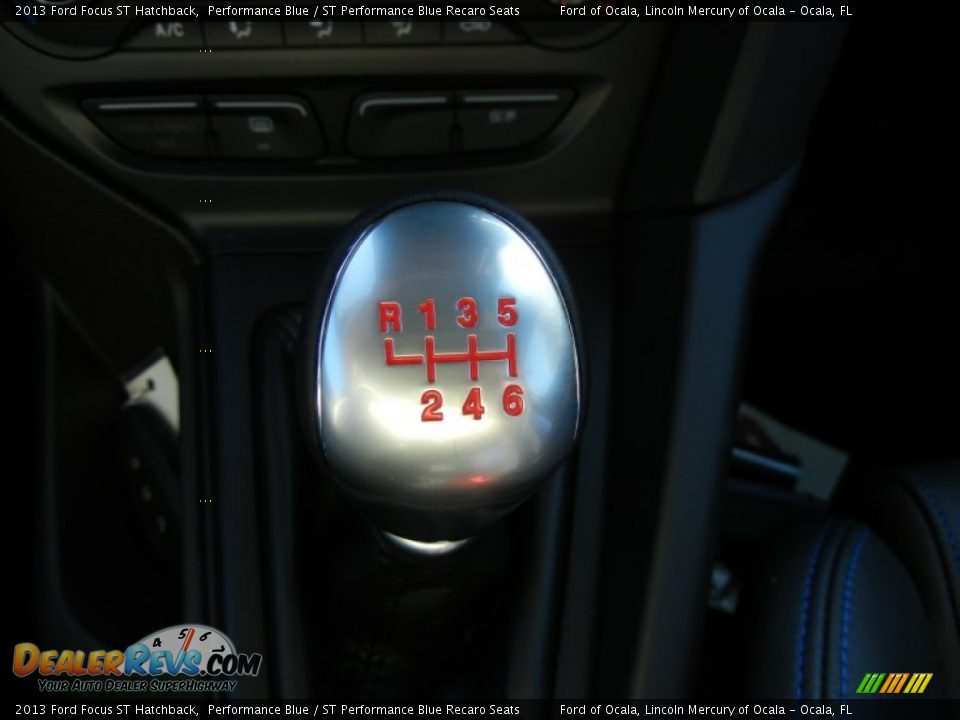2013 Ford Focus ST Hatchback Shifter Photo #11