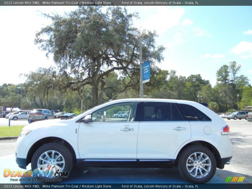 2013 Lincoln MKX FWD White Platinum Tri-Coat / Medium Light Stone Photo #2