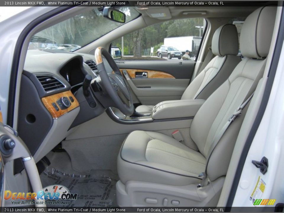 2013 Lincoln MKX FWD White Platinum Tri-Coat / Medium Light Stone Photo #5
