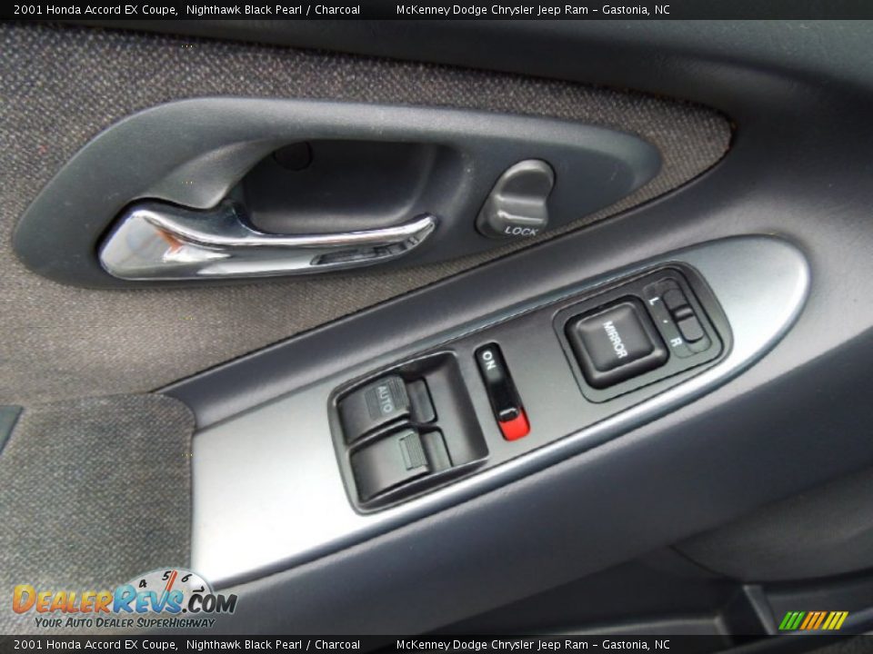2001 Honda Accord EX Coupe Nighthawk Black Pearl / Charcoal Photo #12